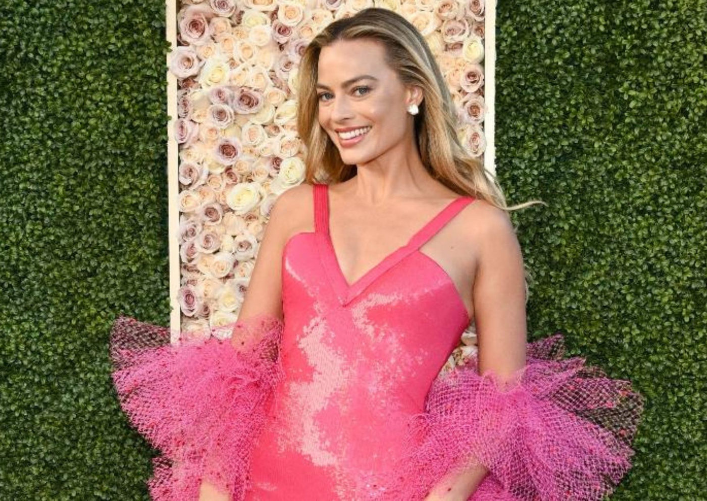 Apesar do apelo, “Barbie” foi desbancada por “Oppenheimer” na cerimônia do “Globo de Ouro” de 2024. Confira a lista de premiados