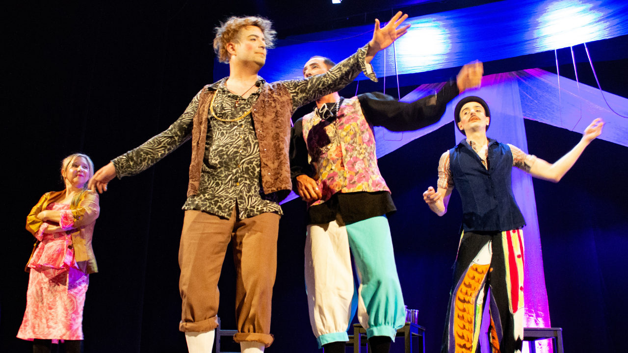 “Noite de Reis” ganha versão inspirada na cultura brasileira no Teatro Sérgio Cardoso