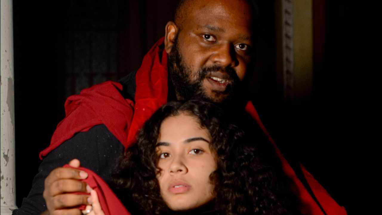 “Mulheres de Troia” estreia no Teatro Itália com olhar sobre guerra e sobrevivência feminina