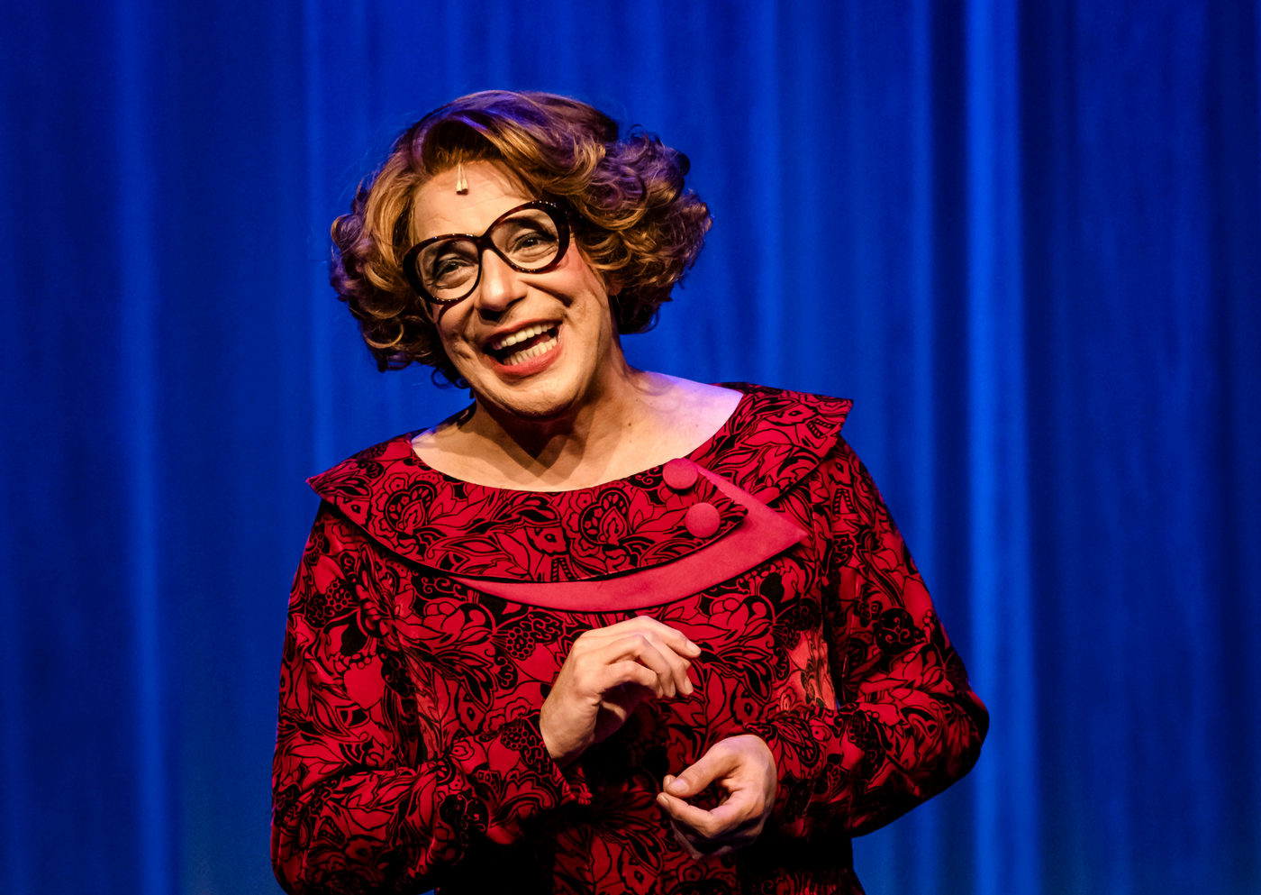 Marcelo Médici celebra 35 anos de carreira com a comédia “Dona Lola” no Teatro Renaissance