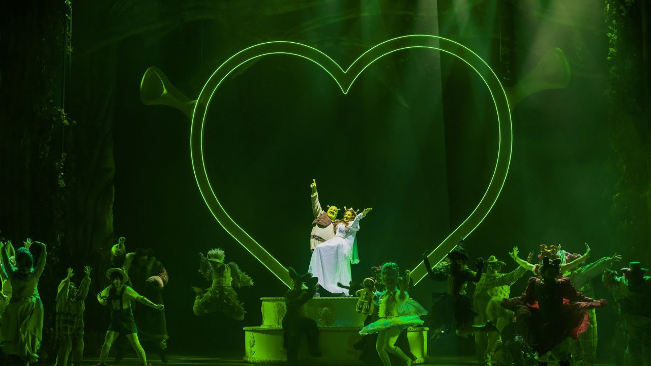 “Shrek – O Musical” tem temporada prorrogada até julho no Teatro Renault