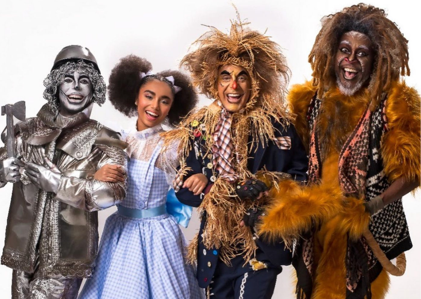 Espetáculo com codireção e coreografias de Fernanda Chamma ganha fotos oficiais