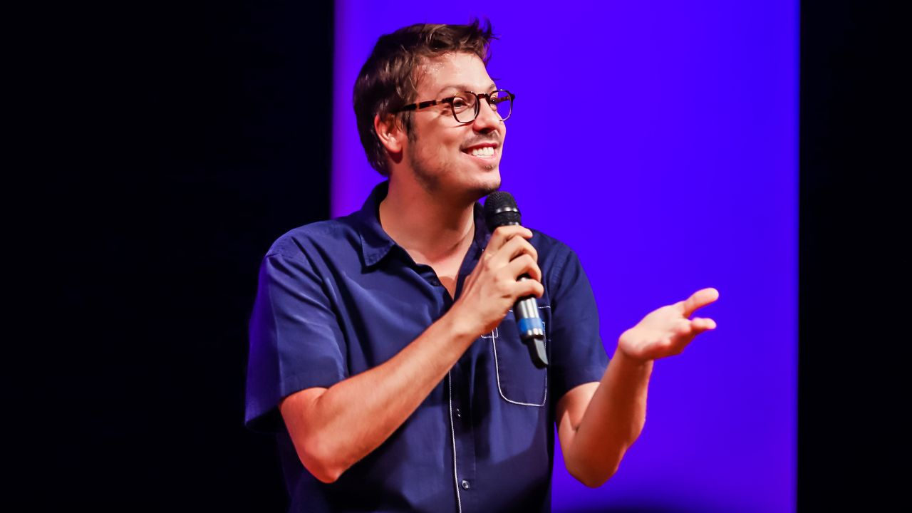Fábio Porchat abre datas extras de “Histórias do Porchat” em São Paulo