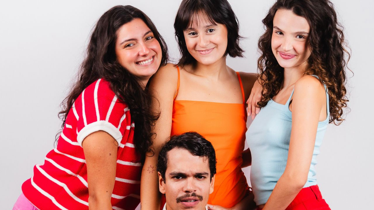 A.M.I.G.A.S. reestreia no Teatro Vannucci