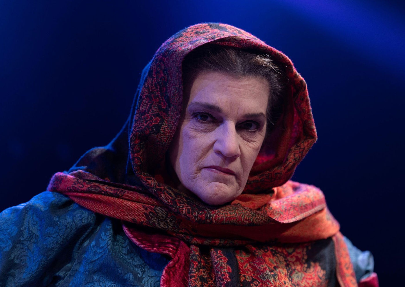 “Helena Blavatsky, a voz do silêncio” desembarca em RJ para temporada no Teatro dos Quato