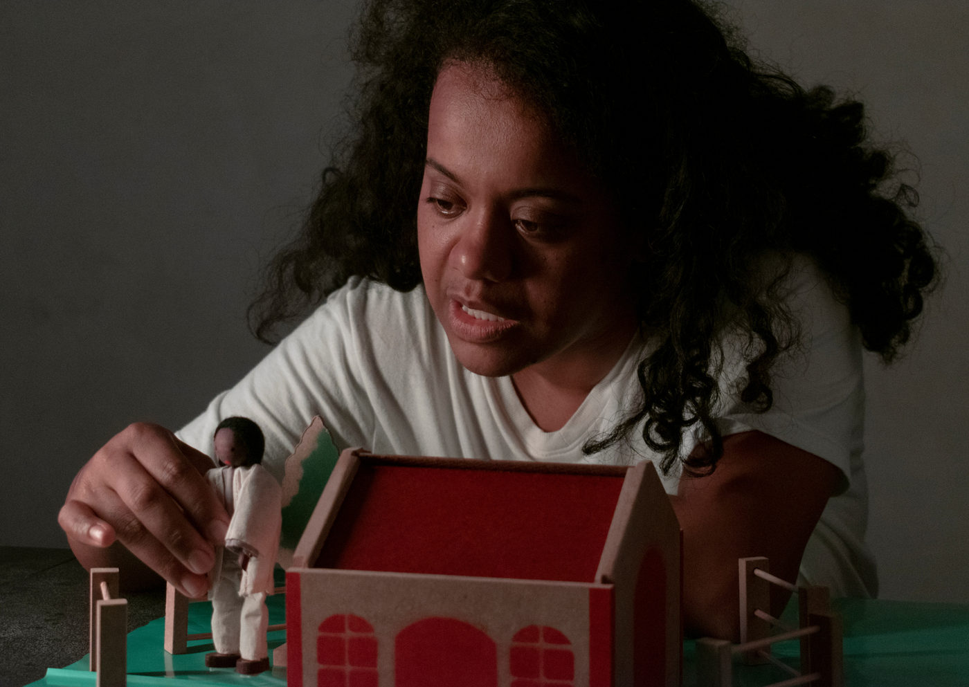 Peça ”aleatório” - Temporada Inédita no Brasil