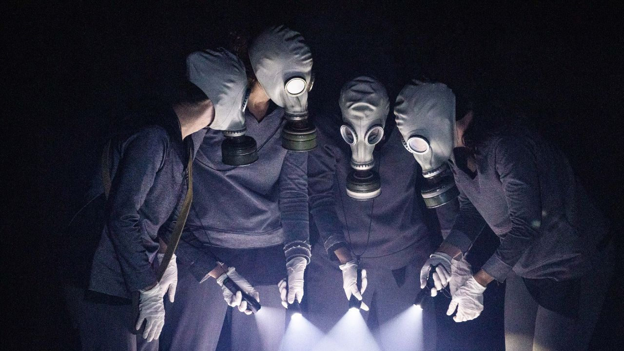 “Chernobyl” volta aos palcos em São Paulo no Teatro Estúdio a partir de 1º de abril