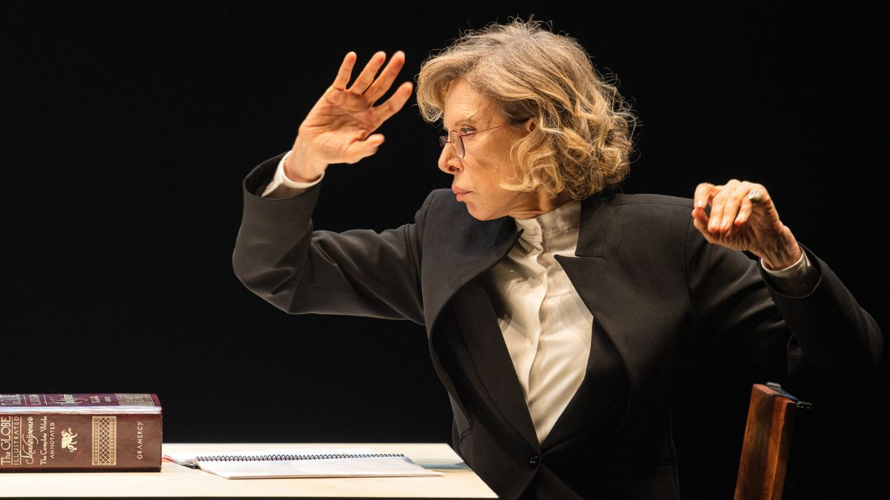“A Última Entrevista de Marília Gabriela” retorna a São Paulo para curta temporada no Teatro VillaLobos