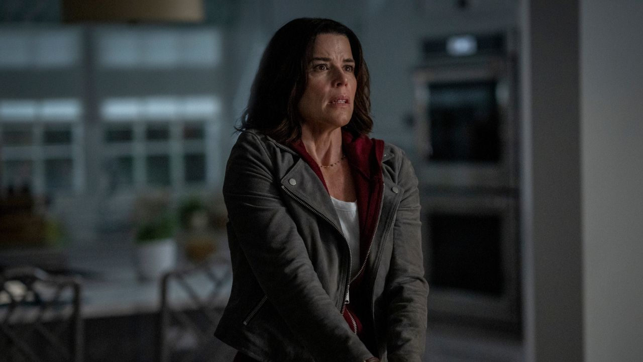 Neve Campbell fala sobre voltar ao papel de Sidney Prescott em “Pânico 7”