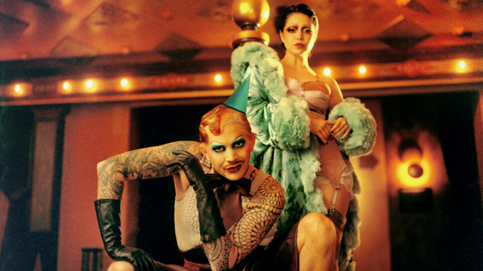Adam Lambert e Auli'i Cravalho farão suas estreias na Broadway no musical Cabaret