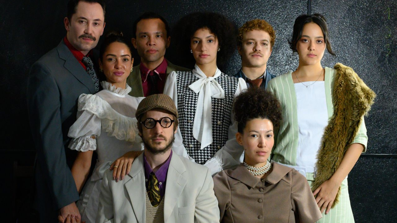 A Moratória, clássico de Jorge Andrade, ganha montagem dirigida por Daniel Herz no Teatro Laura Alvim