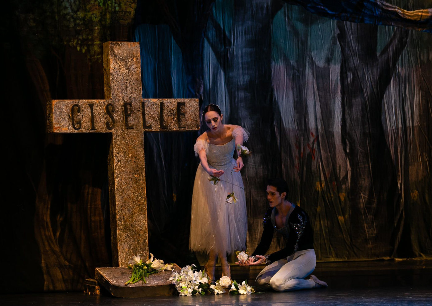 Giselle, um dos espetáculos de ballet clássico mais famosos do mundo, chega ao Teatro Sérgio Cardoso