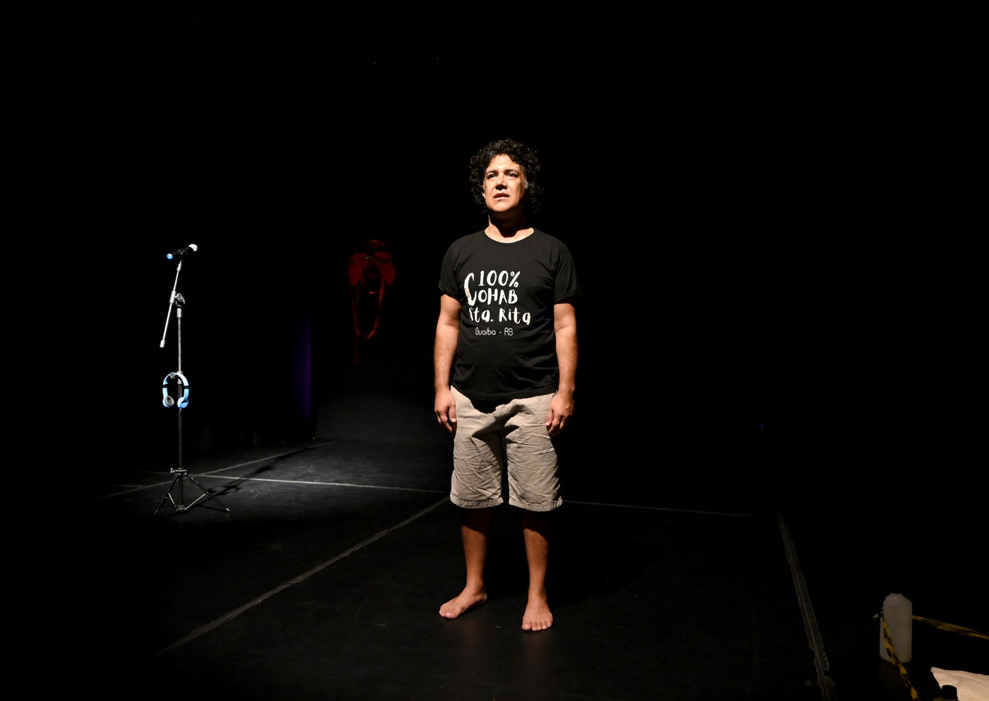 Adelino Costa retorna aos palcos com “Não Tem Meu Nome” no Teatro Arthur Azevedo