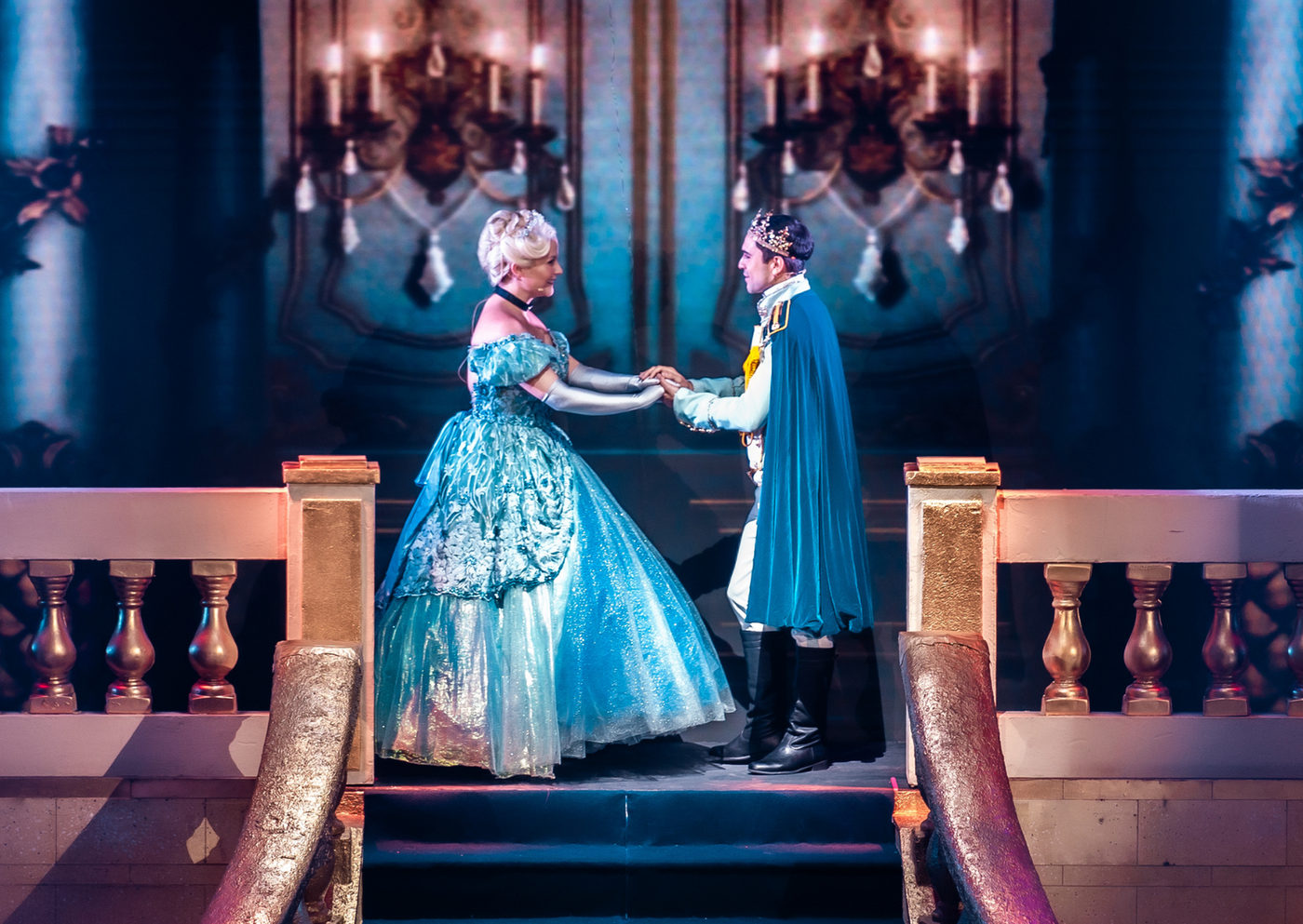 Cinderella, Dirigido por Billy Bond, Continua Deslumbrando no Teatro Liberdade