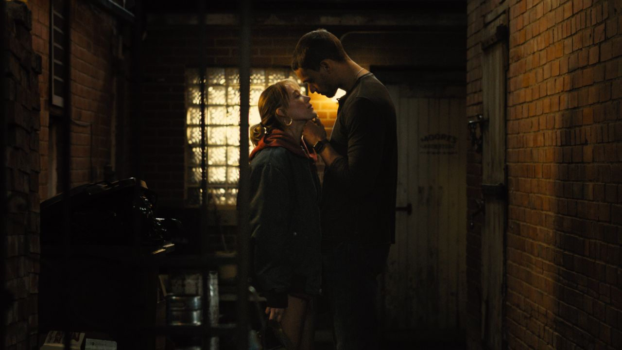 “Uma Segunda Chance”, adaptação de Colleen Hoover, ganha vídeo inédito de bastidores e estreia em 19 de março nos cinemas
