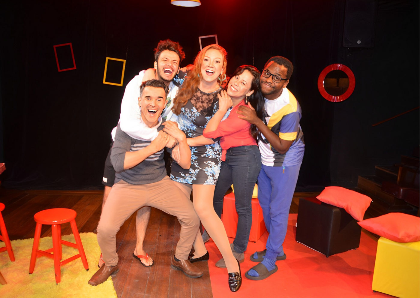 ”Agora Vai” - a primeira sitcom ao vivo nos palcos de um teatro