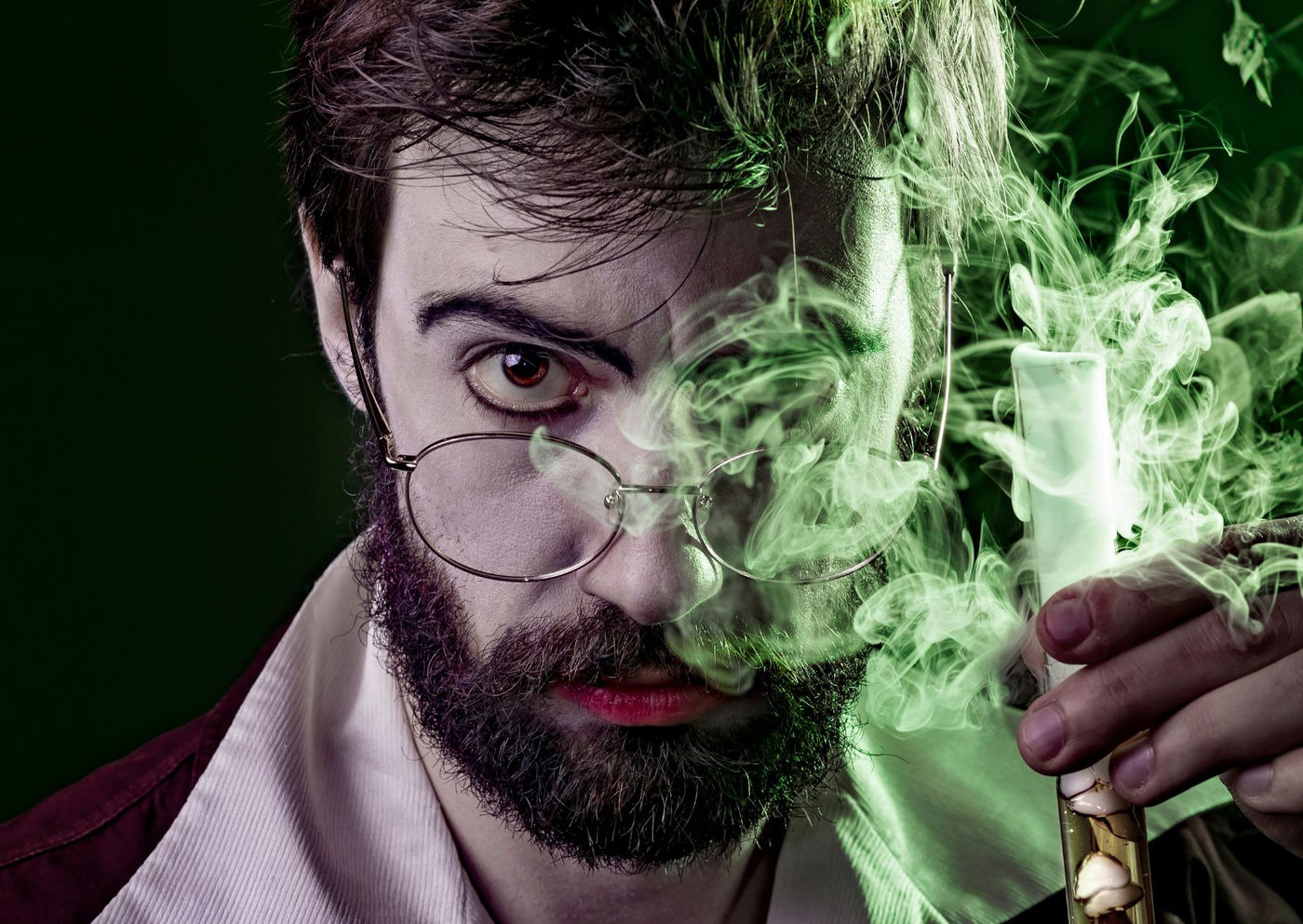 ”O Alienista – Um Solo Musicado” Chega ao Teatro em Versão Inédita para o Público Jovem