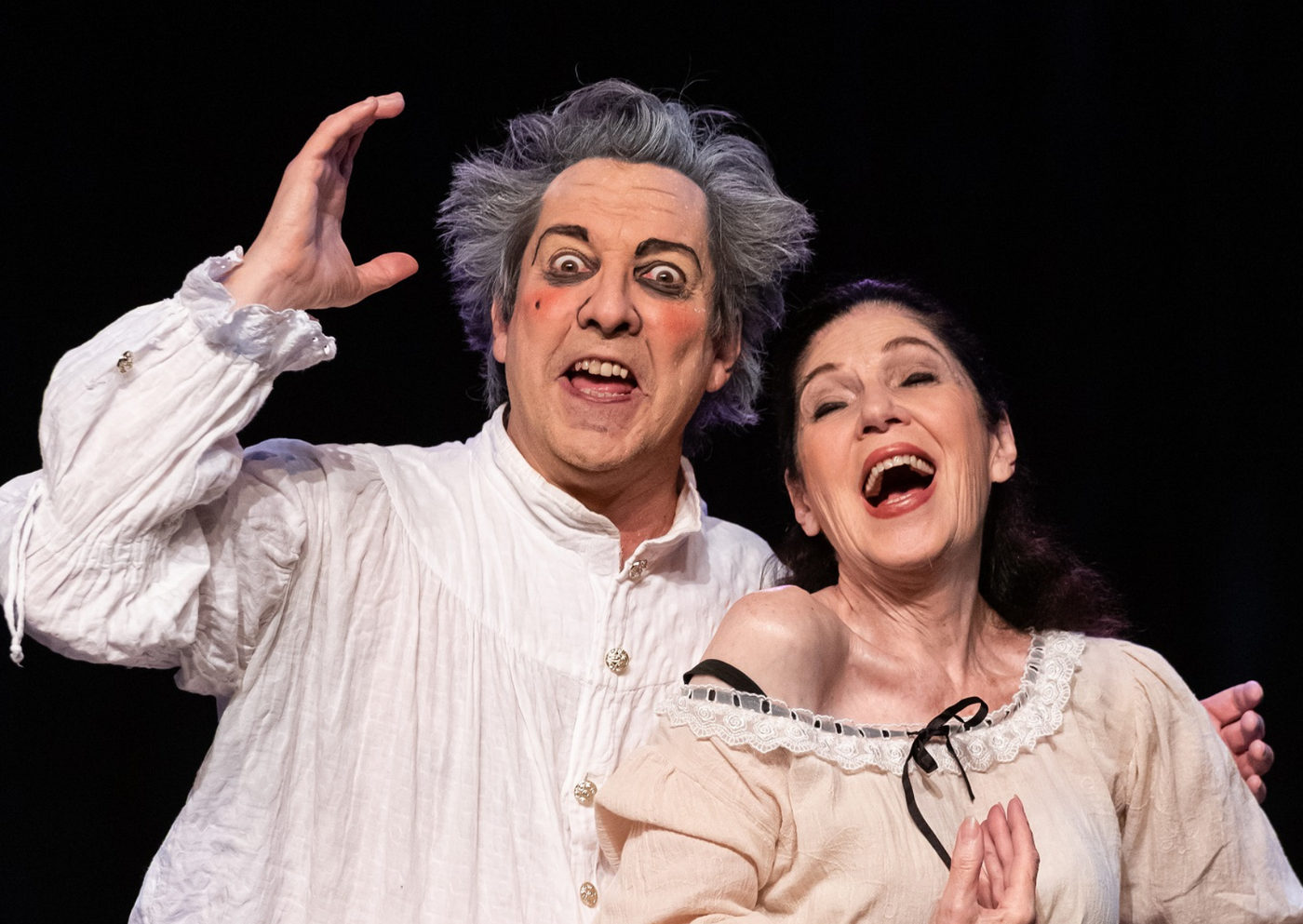 Última Oportunidade: ”Ubu Rei” com Esther Góes e Augusto Marin no Palco do Teatro Mooca Plaza