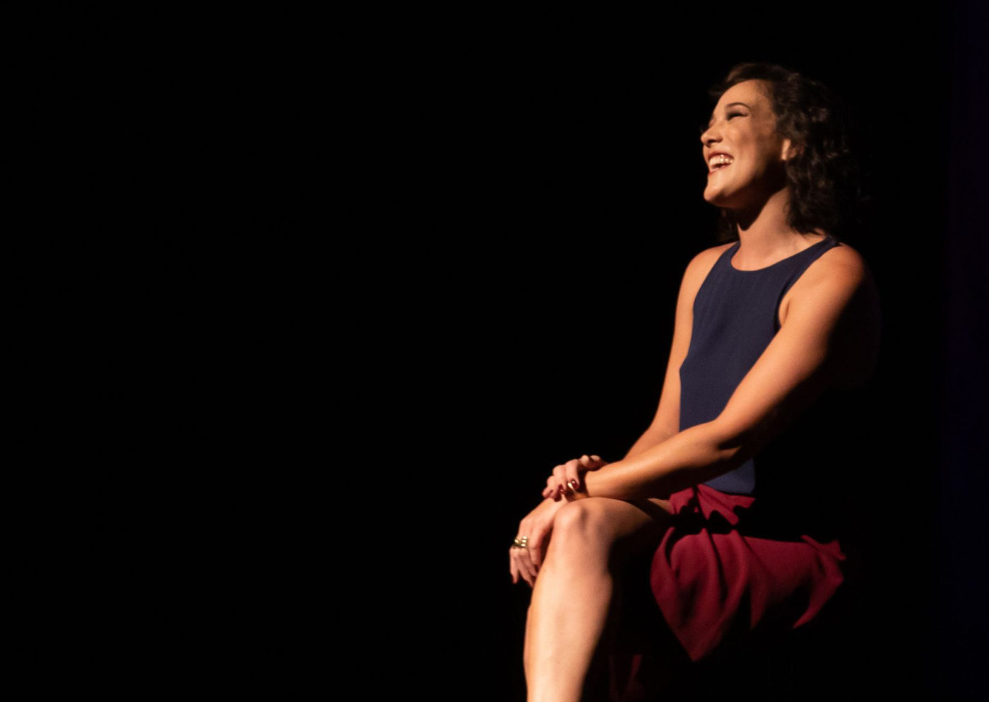 Adriana Birolli reflete sobre a arte de dizer “não” em comédia solo no Teatro Miguel Falabella