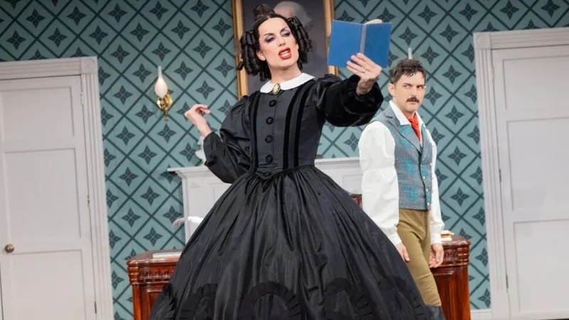 Drag queen de ”RuPaul's Drag Race” assume Mary Todd Lincoln na turnê de ”Oh, Mary!”