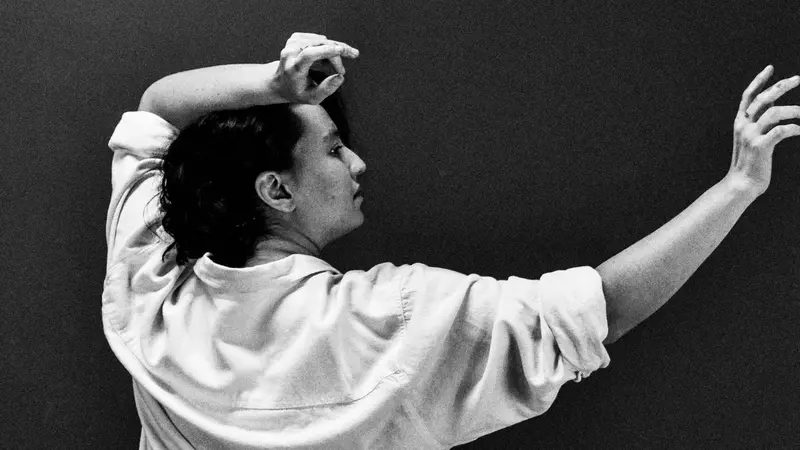 “Exausta, em Cena” terá sessões especiais para lançamento de livro de Carolina Romano