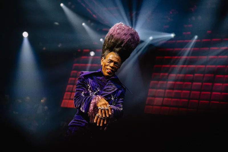 Três Tony Awards, teatro lotado e mesmo assim o fim: “Cats: The Jellicle Ball” se despede da Broadway