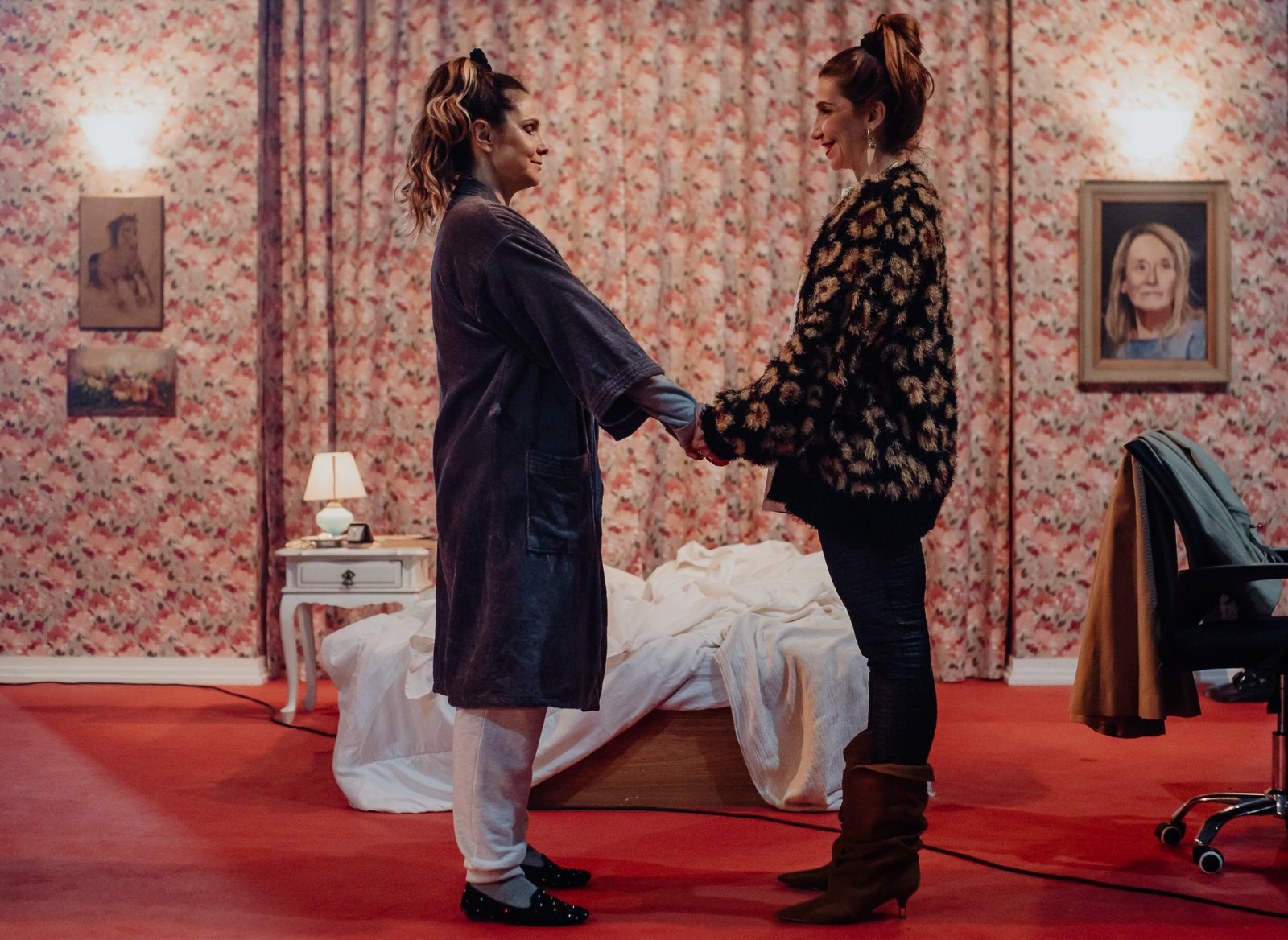 Aline Fanju estreia em São Paulo com “Paixão Simples”, adaptação de Annie Ernaux