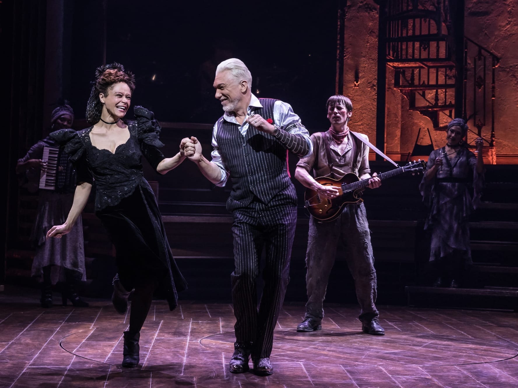 Filme de “Hadestown” tira de “Hamilton” o recorde de maior estreia de uma captação de teatro nos cinemas