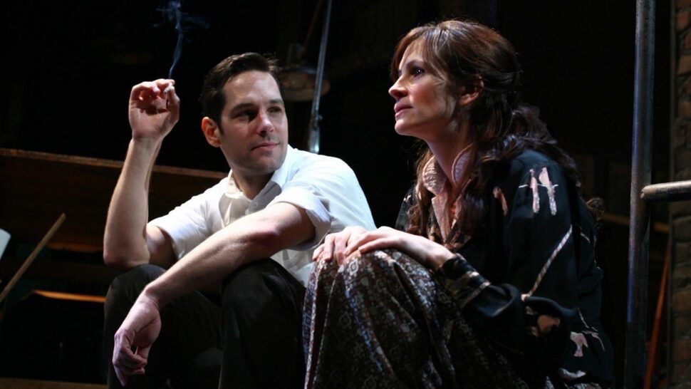 Julia Roberts volta à Broadway depois de 20 anos, em uma peça na qual quase não fala