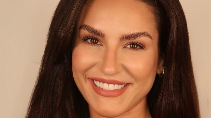 Kéfera Buchmann estreia na fantasia sombria com “Vestida de Medo”