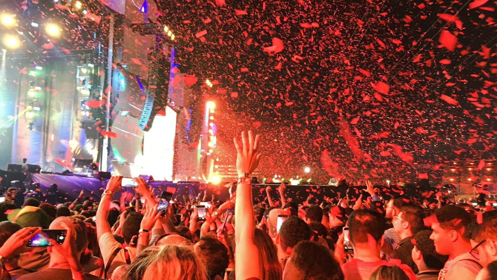 Live Nation fatura US$ 7,7 bilhões no trimestre e provisiona US$ 450 milhões pela condenação antitruste