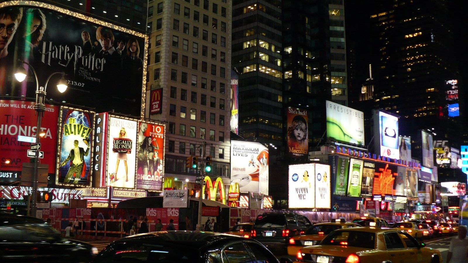 Times Square, em Nova York, em fotografia de arquivo de 2007. A imagem não representa a programação atual.
