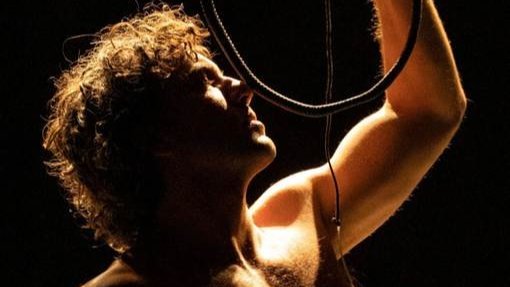 Solo que parte do colapso de Nietzsche diante de um cavalo fica em cartaz no Sesc Ipiranga até 11 de outubro