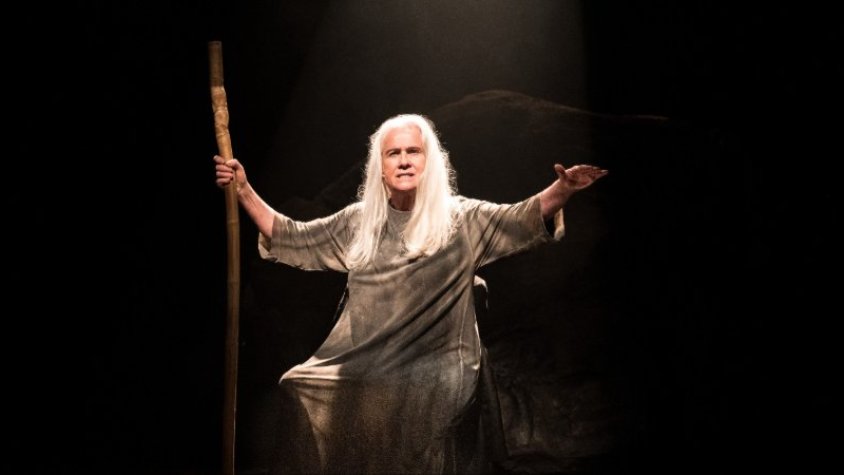 Vera Holtz apresenta “Ficções” no Sesc Santo André